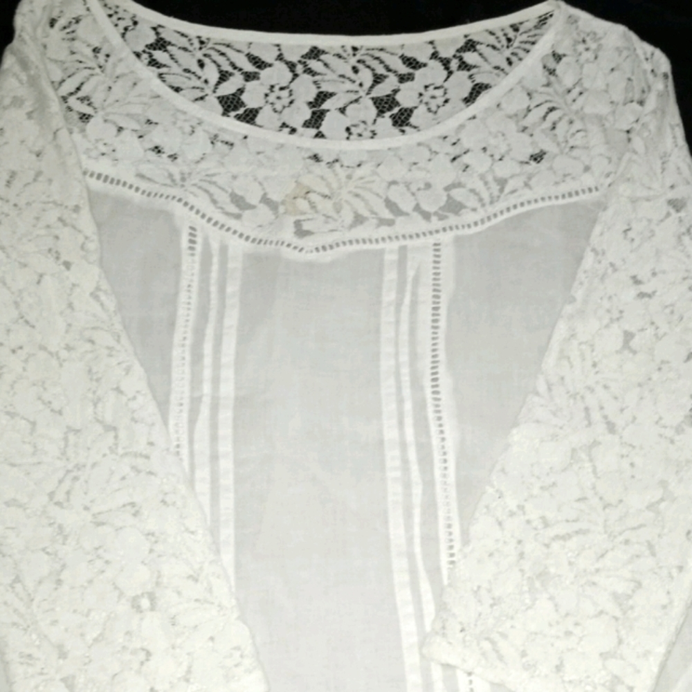 Hollister White With Lace Blouse
